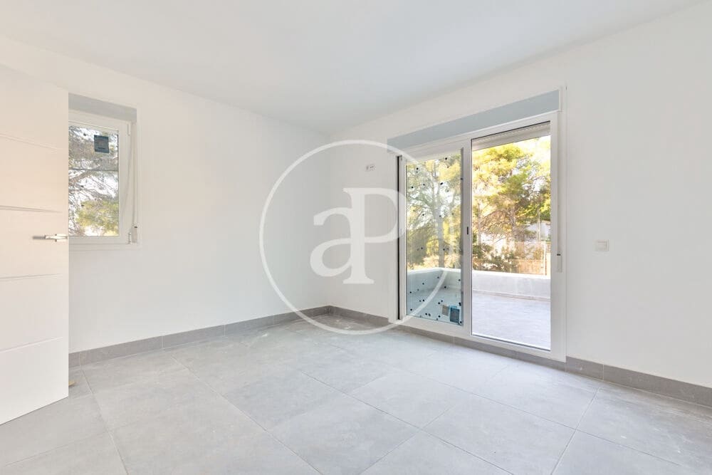3 slaapkamer Villa te koop in Chiva - € 290.000 (Ref: 9456355)