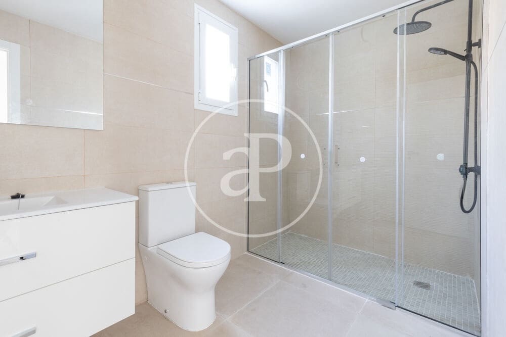 3 slaapkamer Villa te koop in Chiva - € 290.000 (Ref: 9456355)