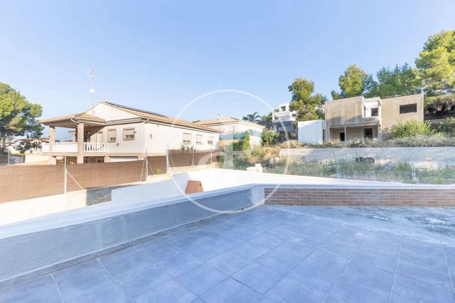 3 Zimmer Villa zu verkaufen in Chiva - 290.000 € (Ref: 9456355)