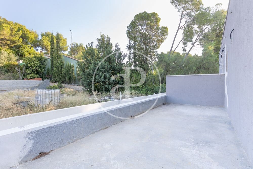 3 slaapkamer Villa te koop in Chiva - € 290.000 (Ref: 9456355)