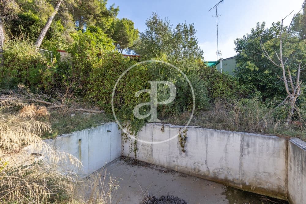 4 Zimmer Villa zu verkaufen in Chiva - 280.000 € (Ref: 9456356)