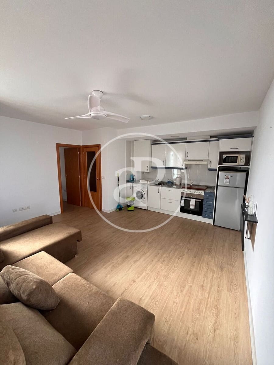 1 sovrum Lägenhet att hyra i Benimamet - 950 € (Ref: 9462445)