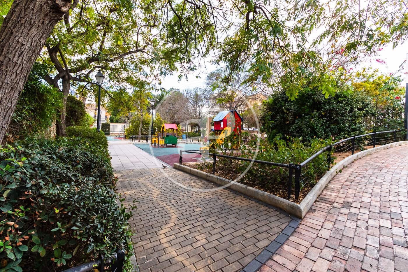 1 sovrum Lägenhet att hyra i Benimamet - 950 € (Ref: 9462445)