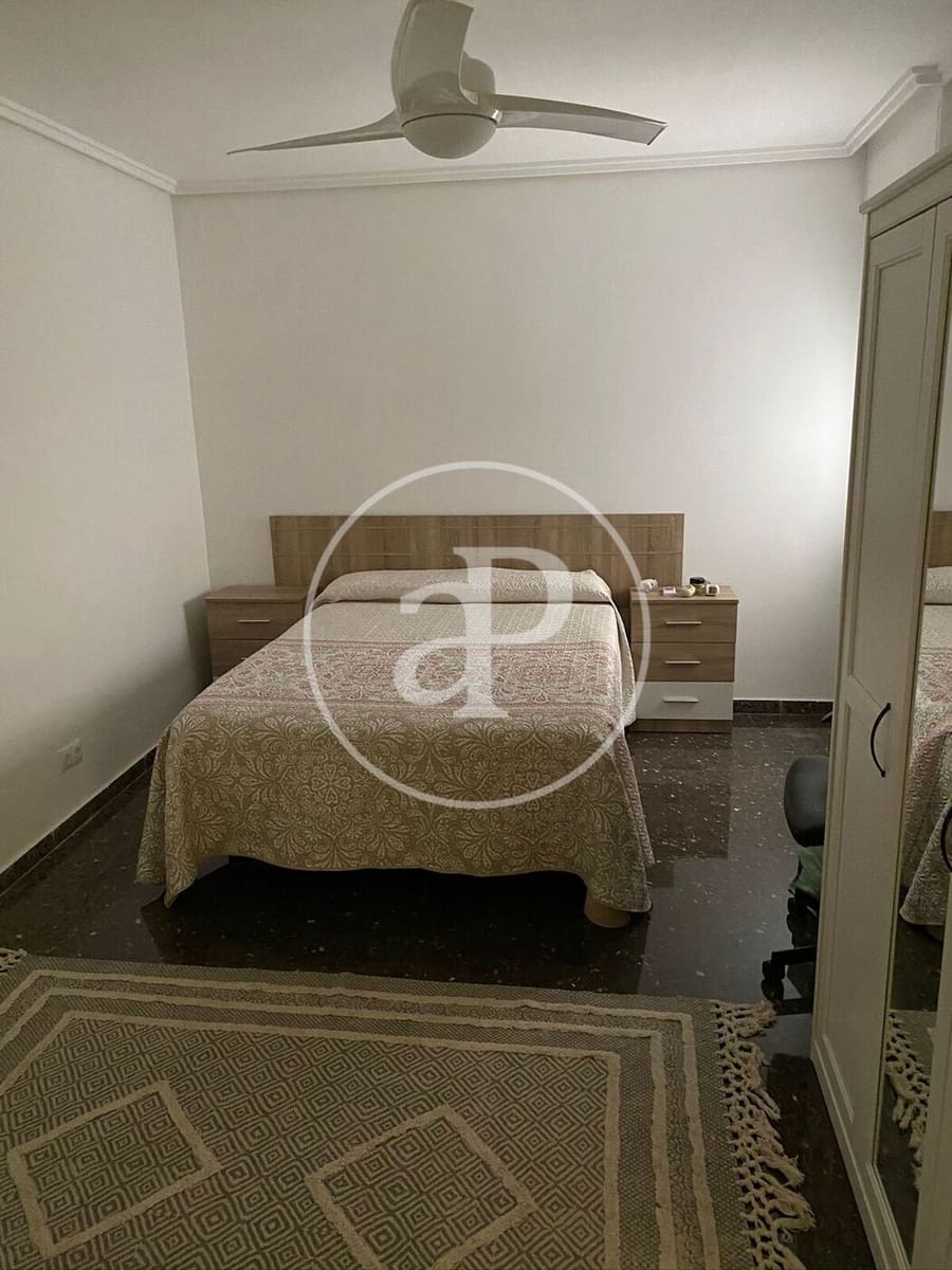 4 soverom Leilighet til leie i Valencia by - € 1 600 (Ref: 9462447)