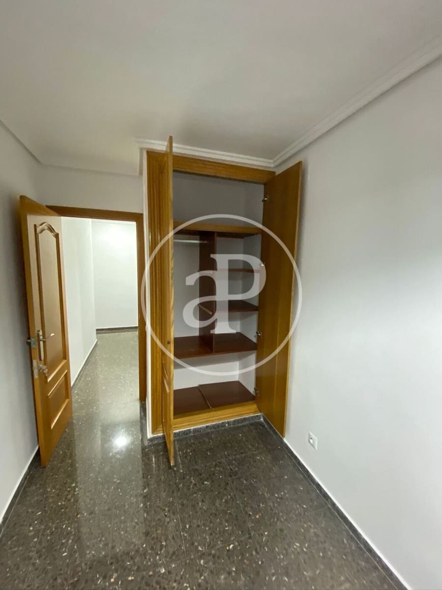 4 soverom Leilighet til leie i Valencia by - € 1 600 (Ref: 9462447)