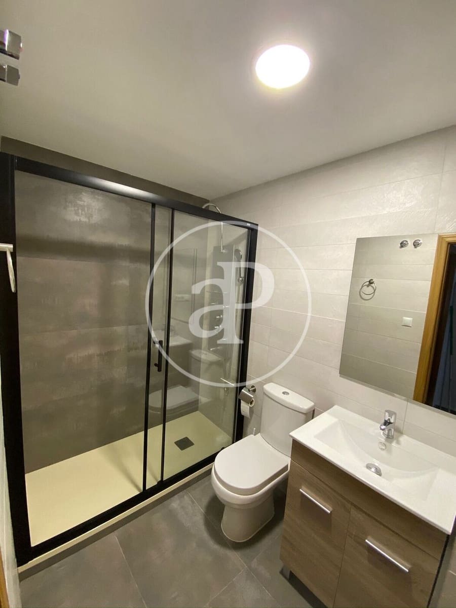 4 soverom Leilighet til leie i Valencia by - € 1 600 (Ref: 9462447)