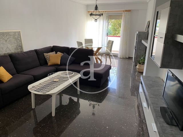 4 soverom Leilighet til leie i Cabanyal-Canyamelar, Valencia by - € 1 600 (Ref: 9462447)