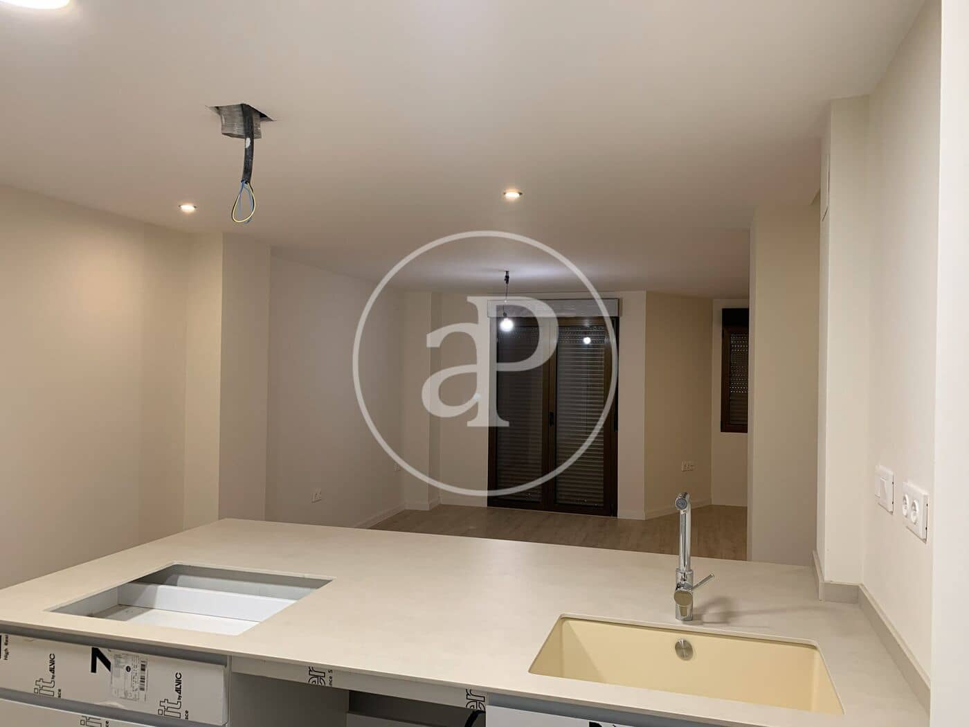 3 sypialnia Apartament do wynajęcia w Miasto Walencja - 1 600 € (Ref: 9462448)