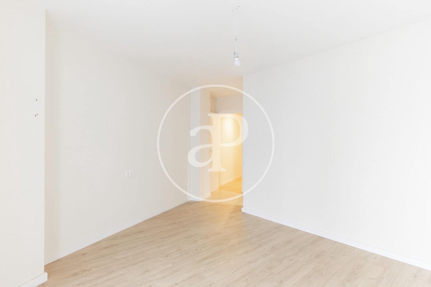 3 bedroom Apartment for rent in Valencia city - € 1,700 (Ref: 9462448)