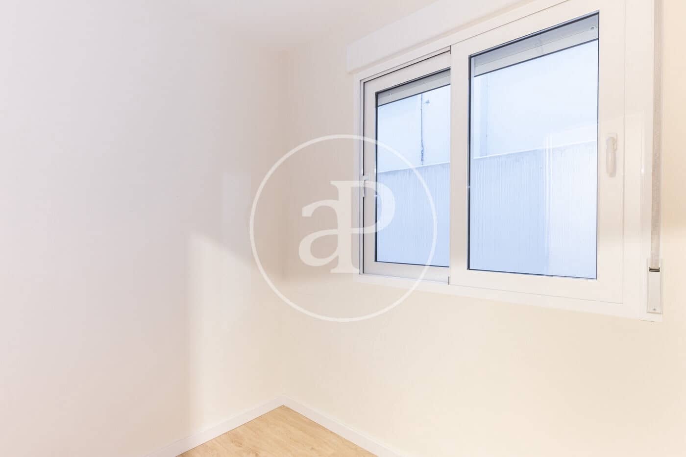 3 bedroom Apartment for rent in Valencia city - € 1,700 (Ref: 9462448)