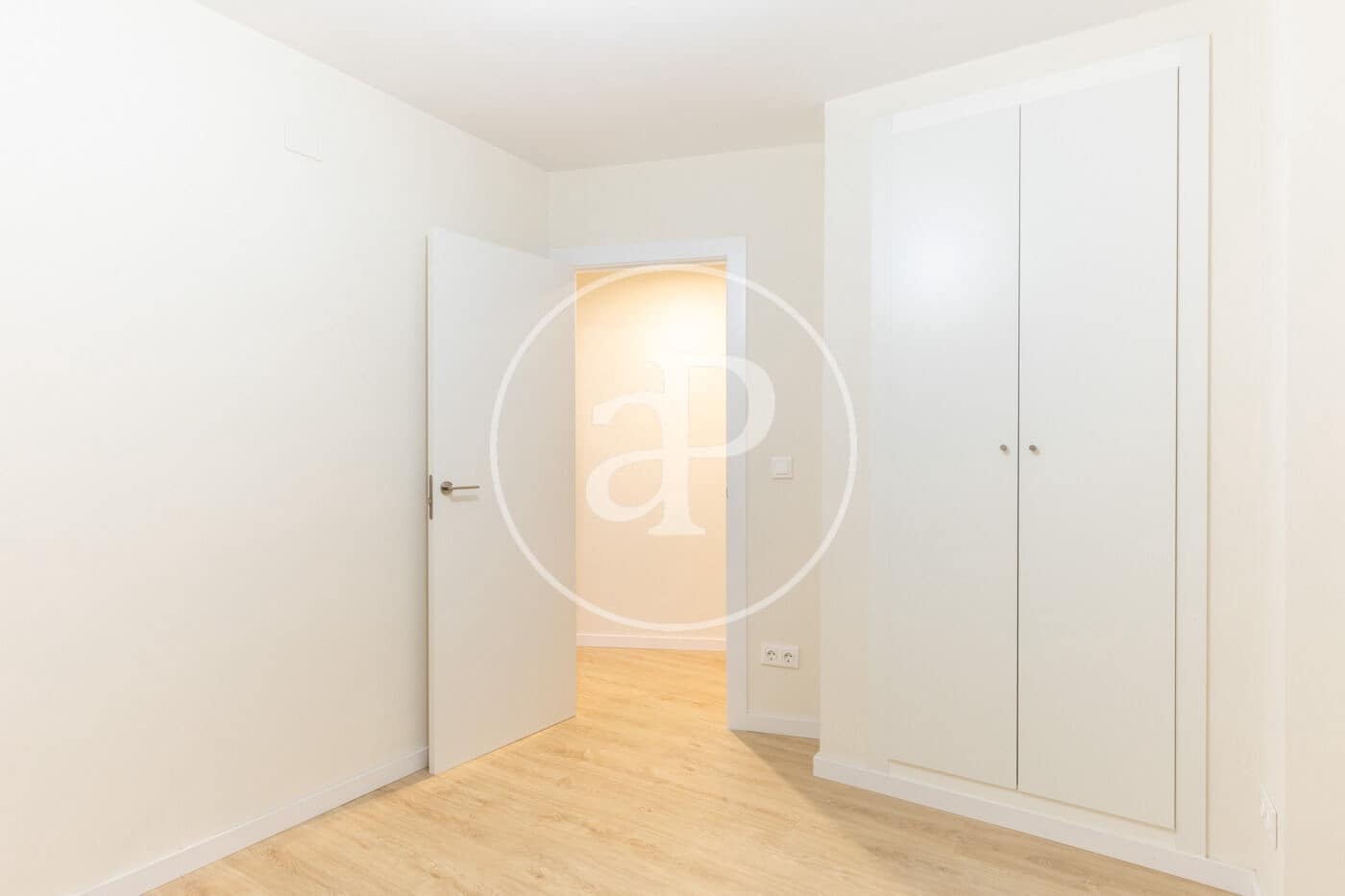 3 bedroom Apartment for rent in Valencia city - € 1,700 (Ref: 9462448)