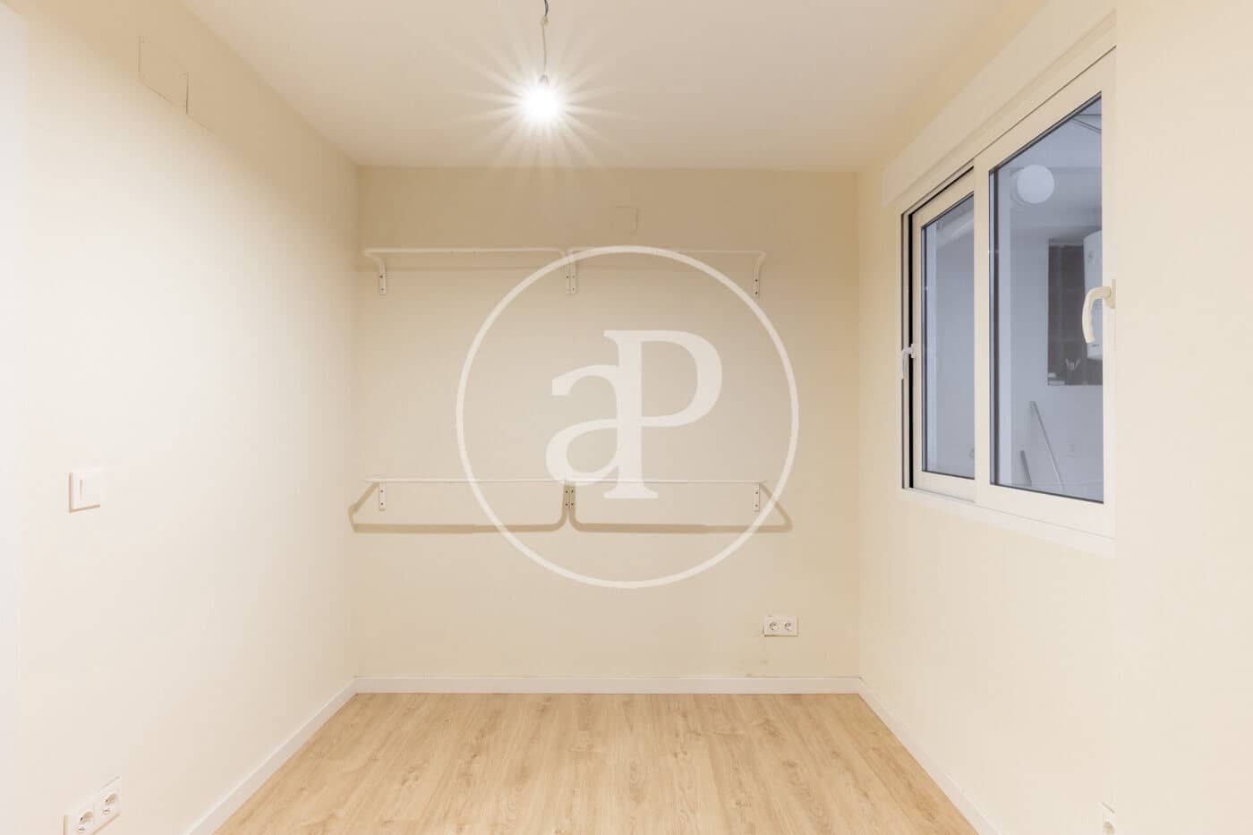 3 bedroom Apartment for rent in Valencia city - € 1,700 (Ref: 9462448)