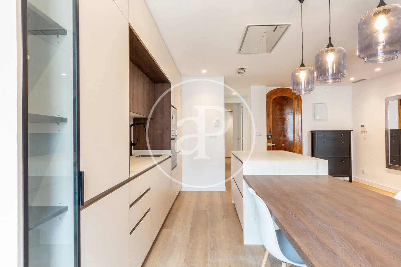 3 makuuhuone Huoneisto vuokrattavana paikassa Valencia kaupunki - 2 900 € (Ref: 9462449)