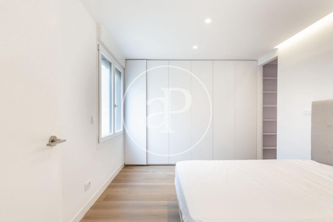 3 makuuhuone Huoneisto vuokrattavana paikassa Valencia kaupunki - 2 900 € (Ref: 9462449)