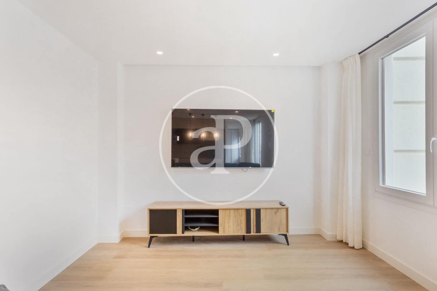 3 makuuhuone Huoneisto vuokrattavana paikassa Valencia kaupunki - 2 900 € (Ref: 9462449)