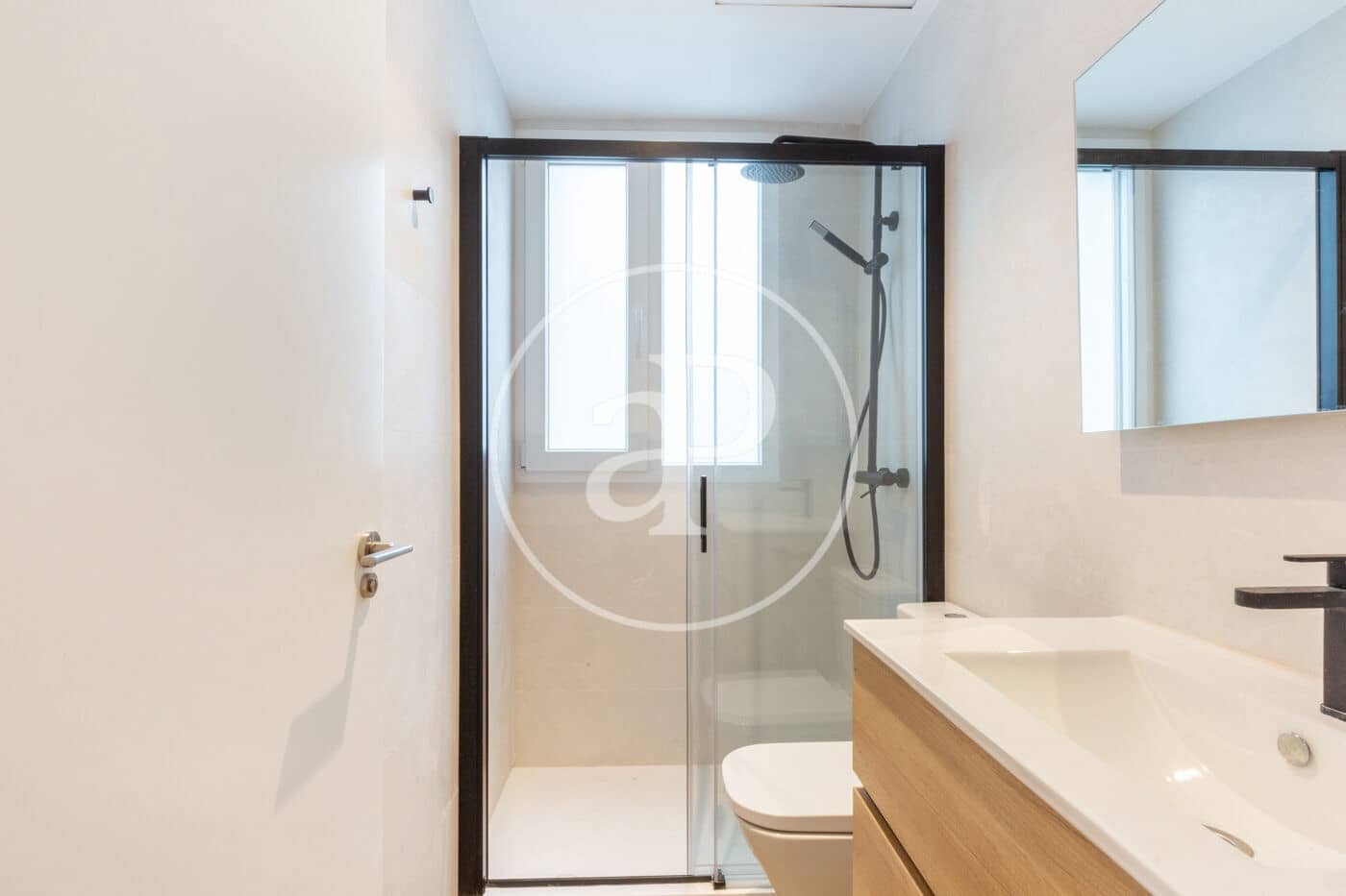 3 makuuhuone Huoneisto vuokrattavana paikassa Valencia kaupunki - 2 900 € (Ref: 9462449)