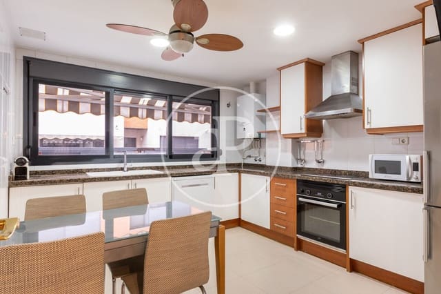 4 bedroom Apartment for rent in Sant Llorens, Valencia city with pool - € 3,500 (Ref: 9465655)