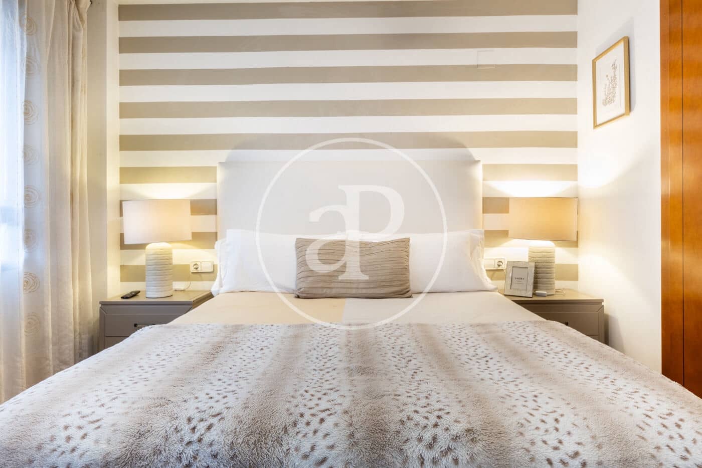 4 bedroom Apartment for rent in Valencia city with pool - € 3,500 (Ref: 9465655)