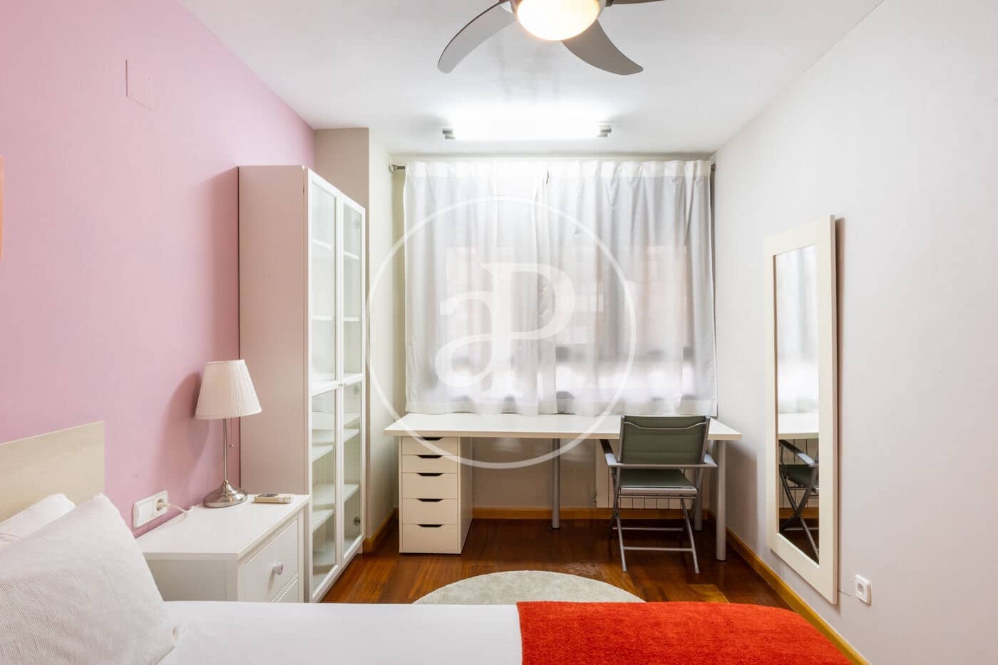 4 bedroom Apartment for rent in Valencia city with pool - € 3,500 (Ref: 9465655)