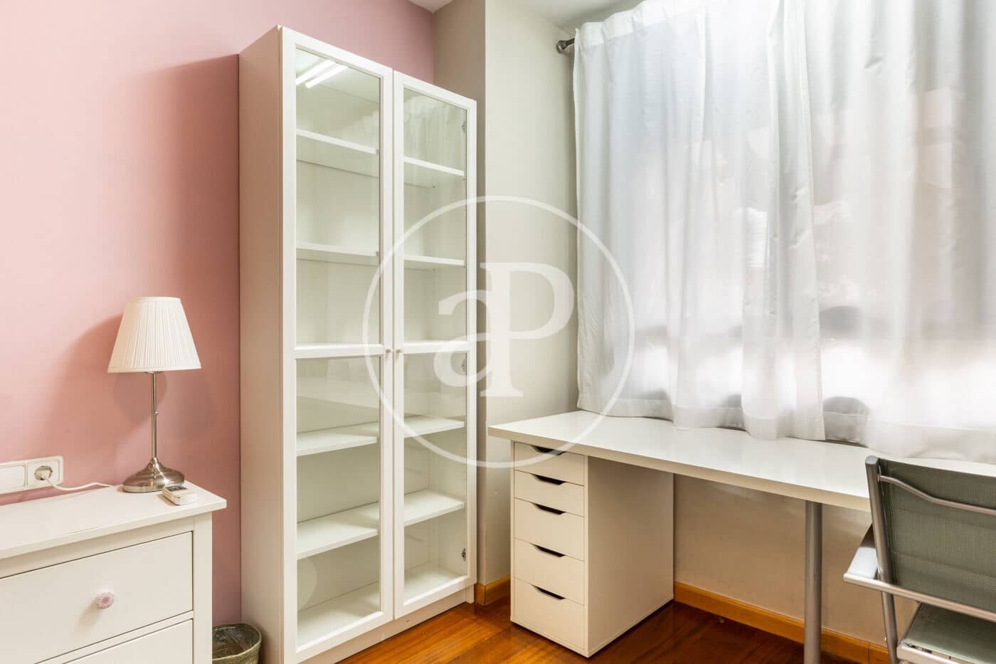 4 bedroom Apartment for rent in Valencia city with pool - € 3,500 (Ref: 9465655)