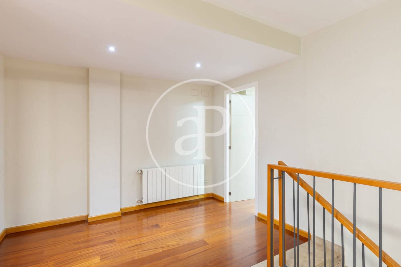 4 bedroom Apartment for rent in Valencia city with pool - € 3,500 (Ref: 9465655)