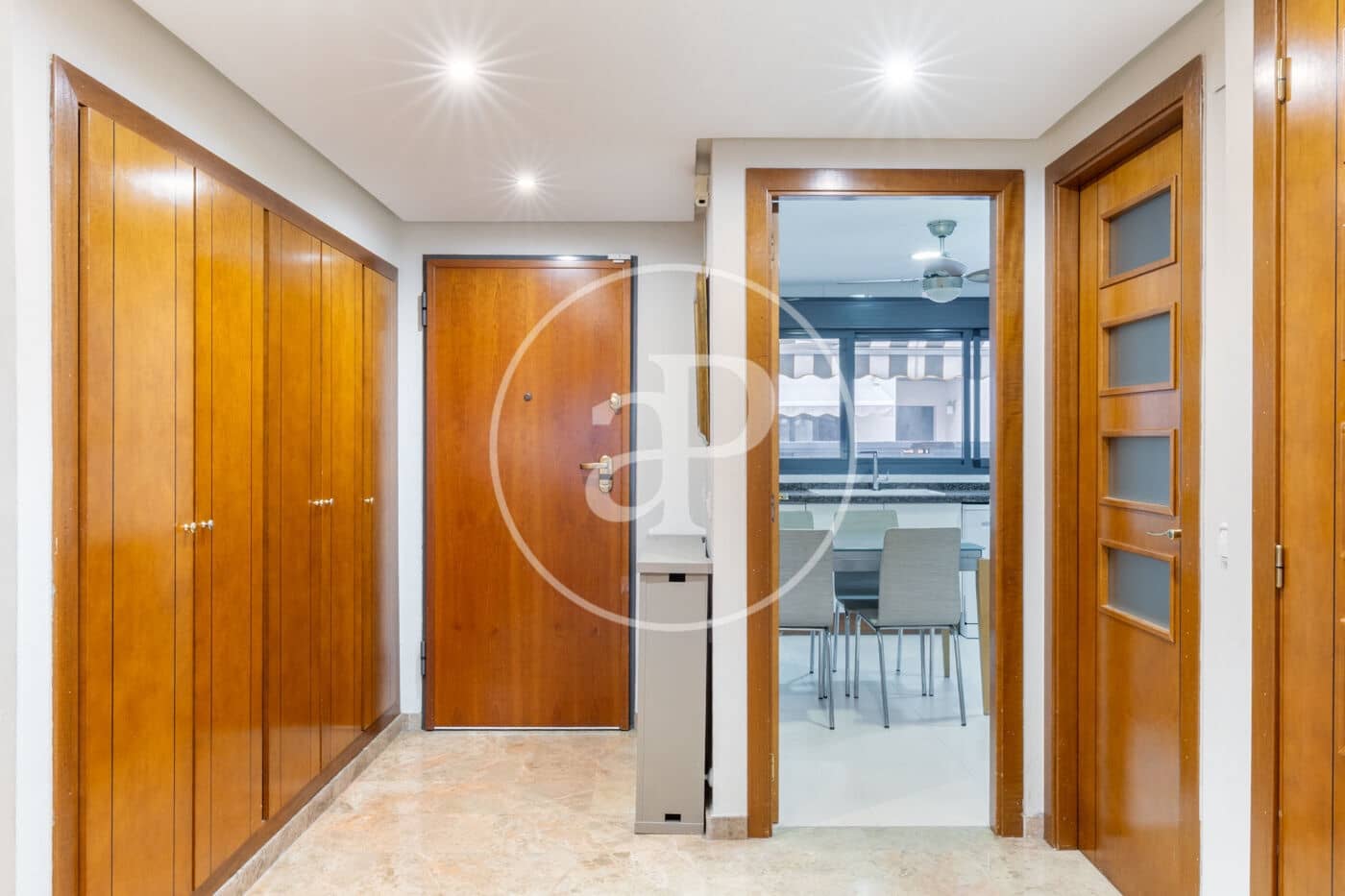 4 bedroom Apartment for rent in Valencia city with pool - € 3,500 (Ref: 9465655)