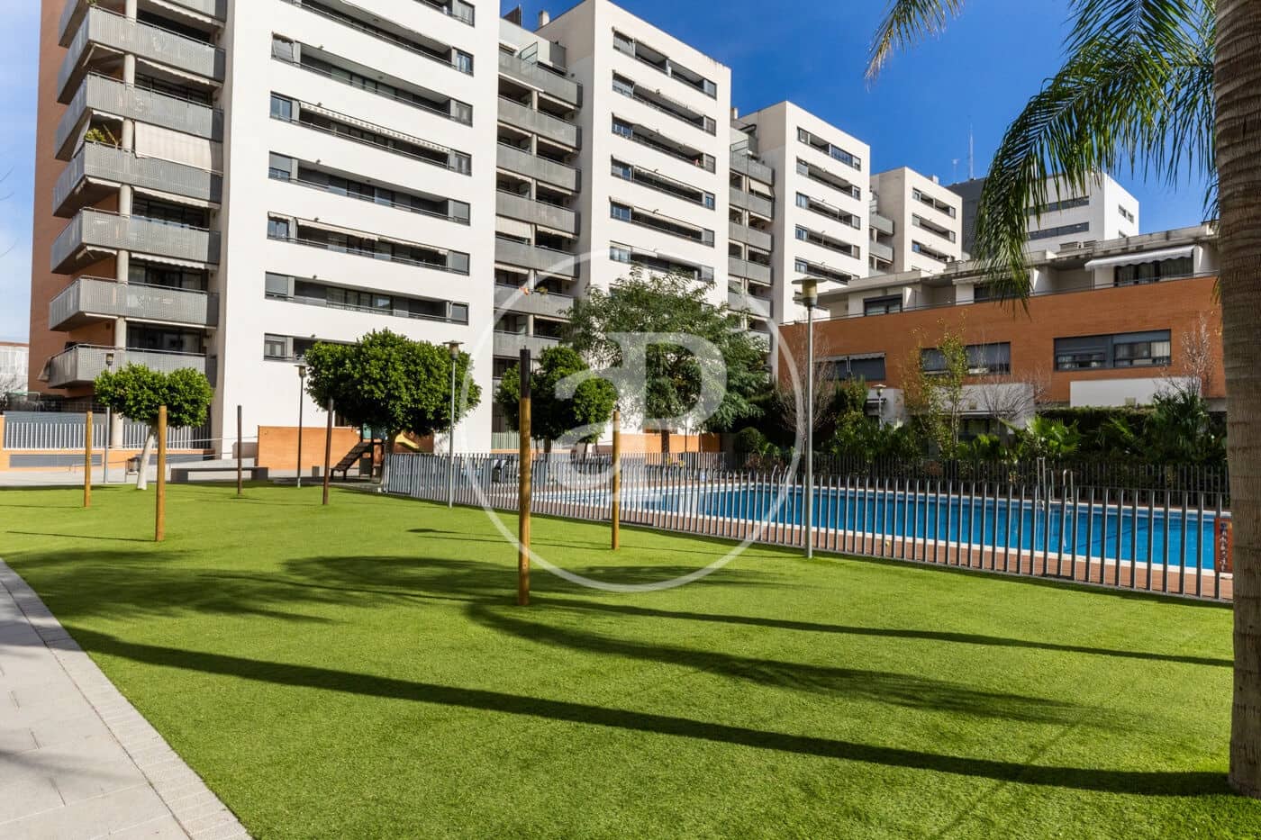 4 bedroom Apartment for rent in Valencia city with pool - € 3,500 (Ref: 9465655)