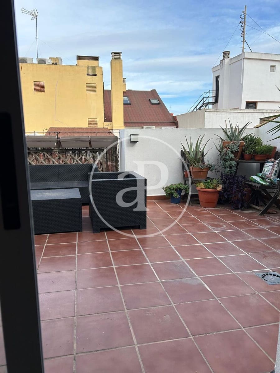 3 Zimmer Penthouse zu vermieten in Valencia Stadt - 1.350 € (Ref: 9465656)