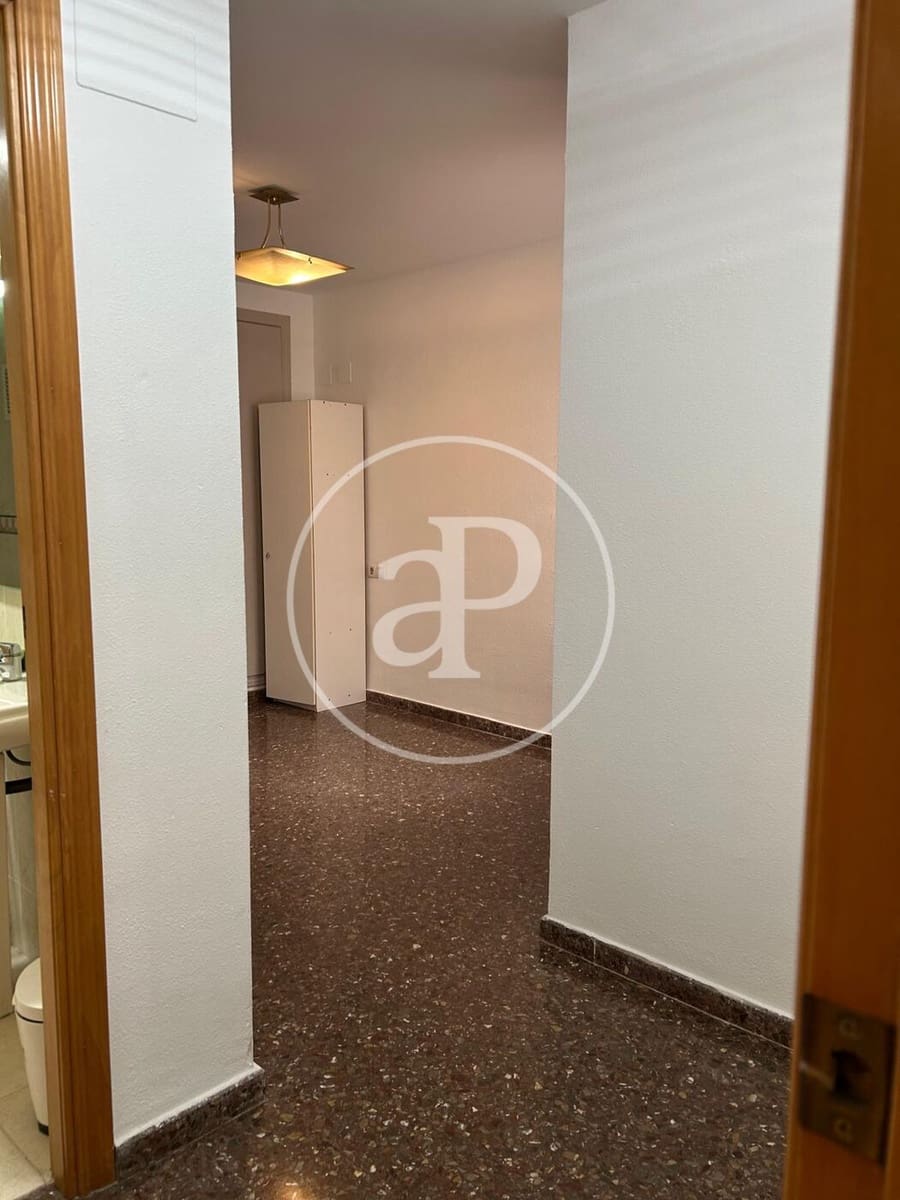3 Zimmer Penthouse zu vermieten in Valencia Stadt - 1.350 € (Ref: 9465656)