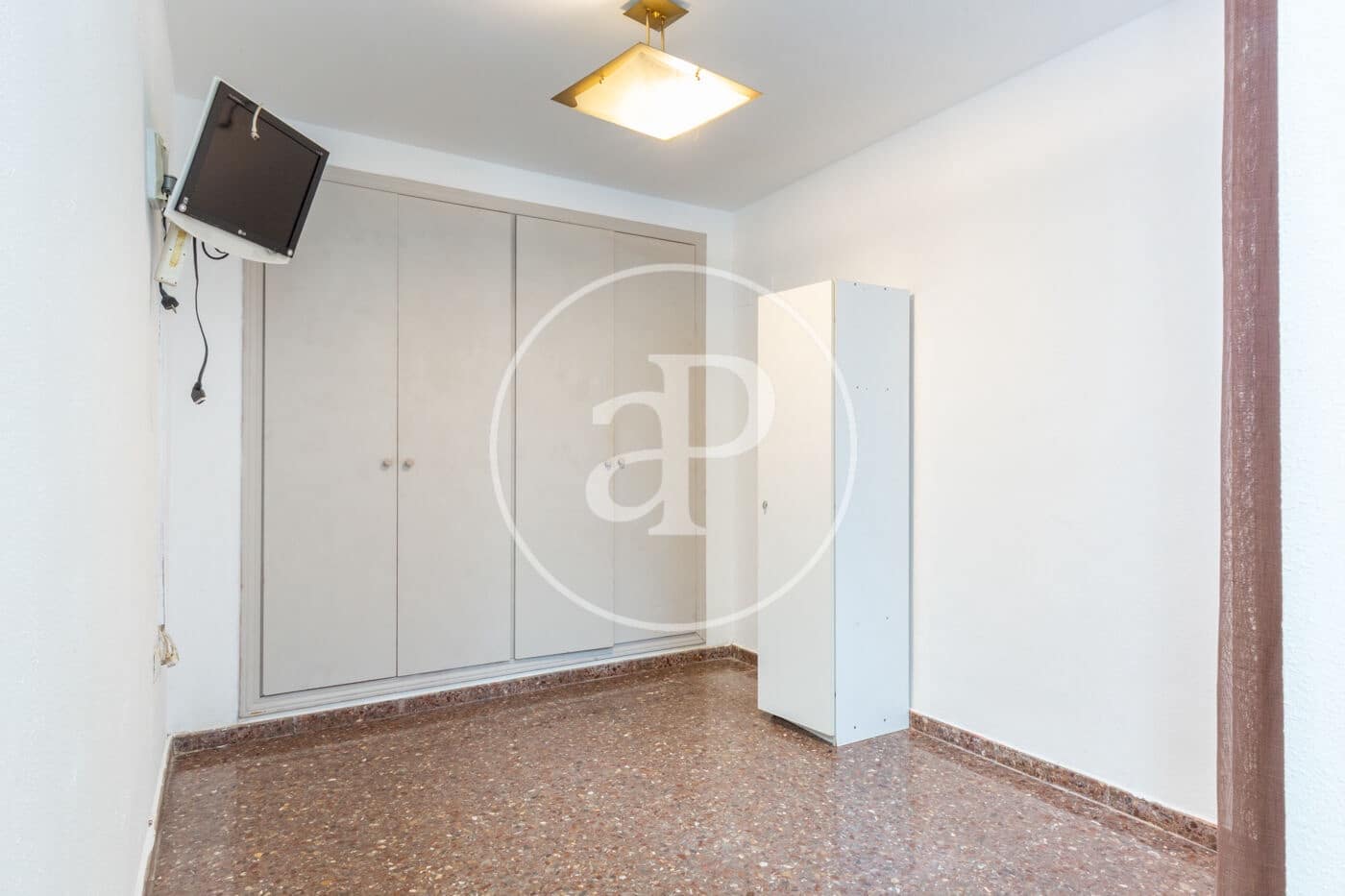 3 soveværelse Penthouse til leje i Valencia by - € 1.350 (Ref: 9465656)