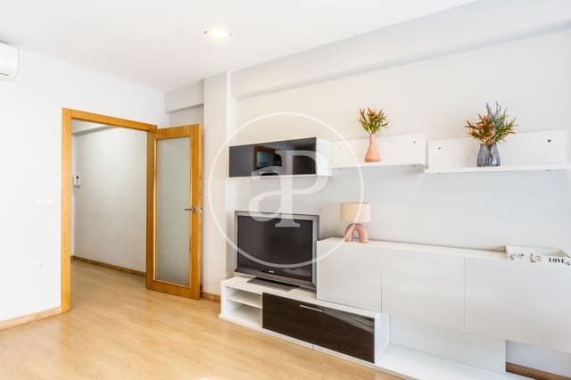 3 quarto Apartamento para arrendar em Patraix, Valência cidade - 1 500 € (Ref: 9465657)