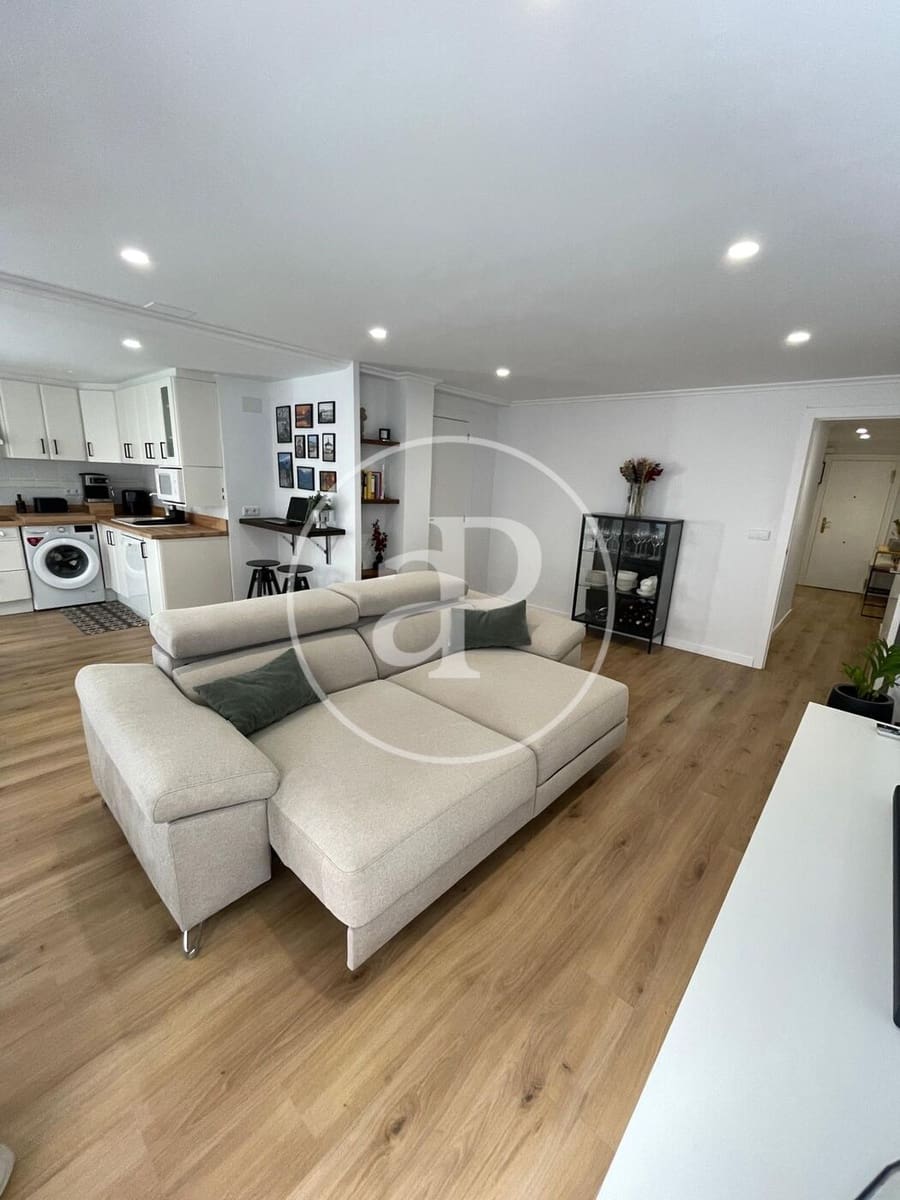 3 soverom Leilighet til leie i Valencia by - € 1 350 (Ref: 9465658)