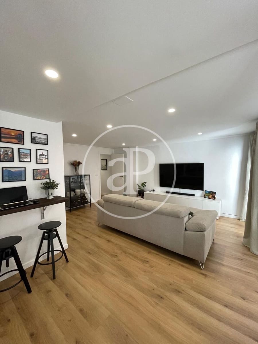 3 soverom Leilighet til leie i Valencia by - € 1 350 (Ref: 9465658)