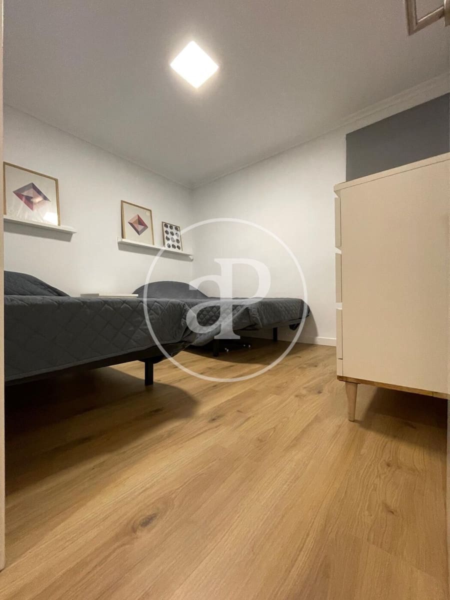 3 soverom Leilighet til leie i Valencia by - € 1 350 (Ref: 9465658)