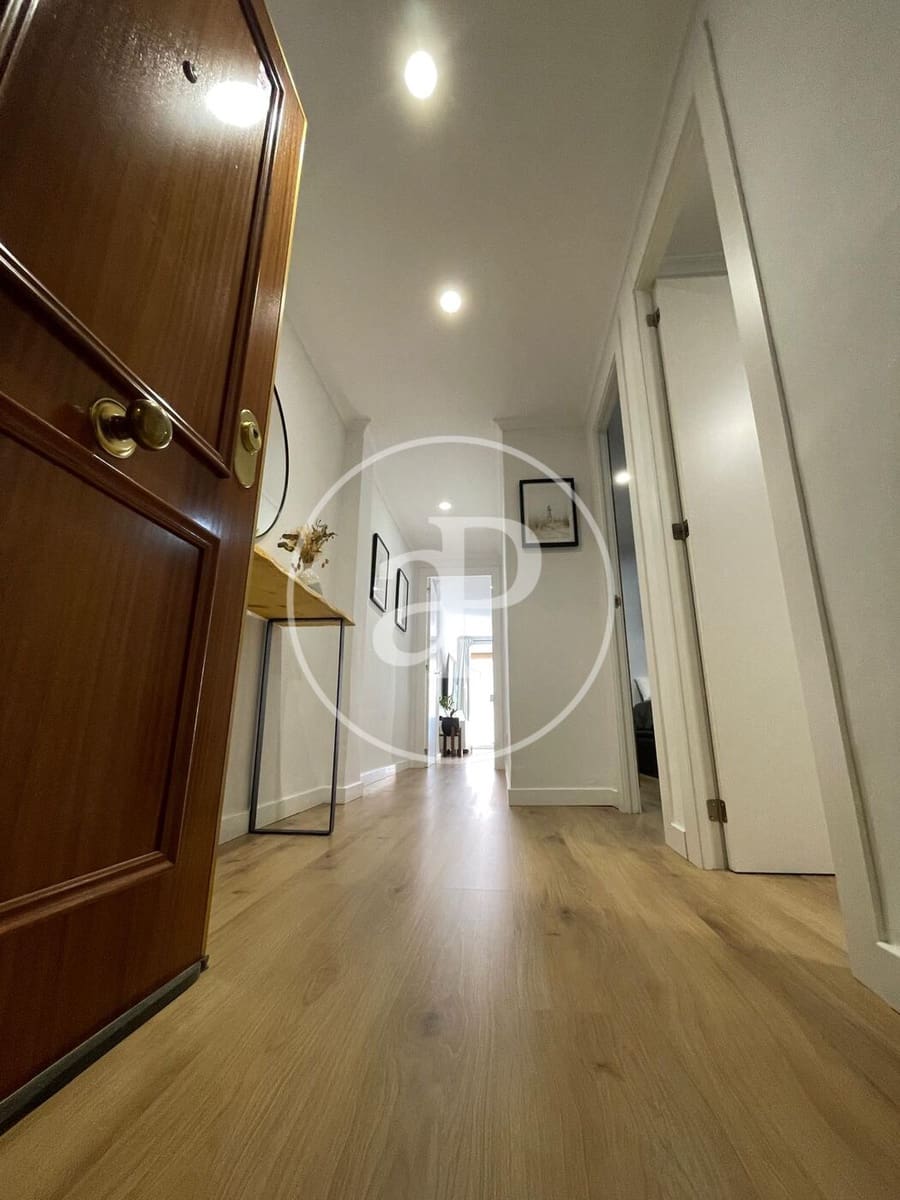 3 soverom Leilighet til leie i Valencia by - € 1 350 (Ref: 9465658)