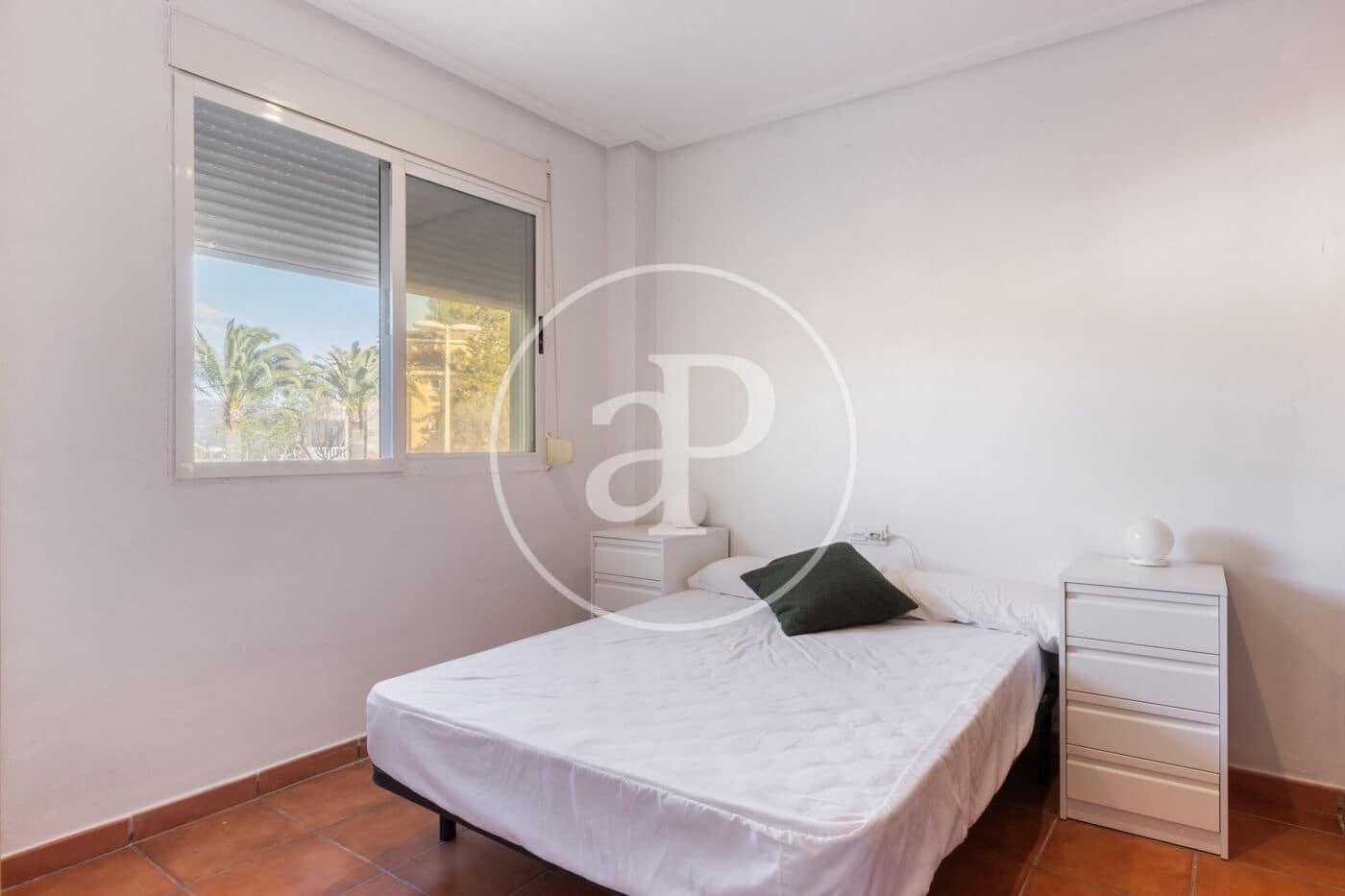 Villa/Maison de 5 chambres à louer à Naquera - 1 200 € (Ref: 9465659)