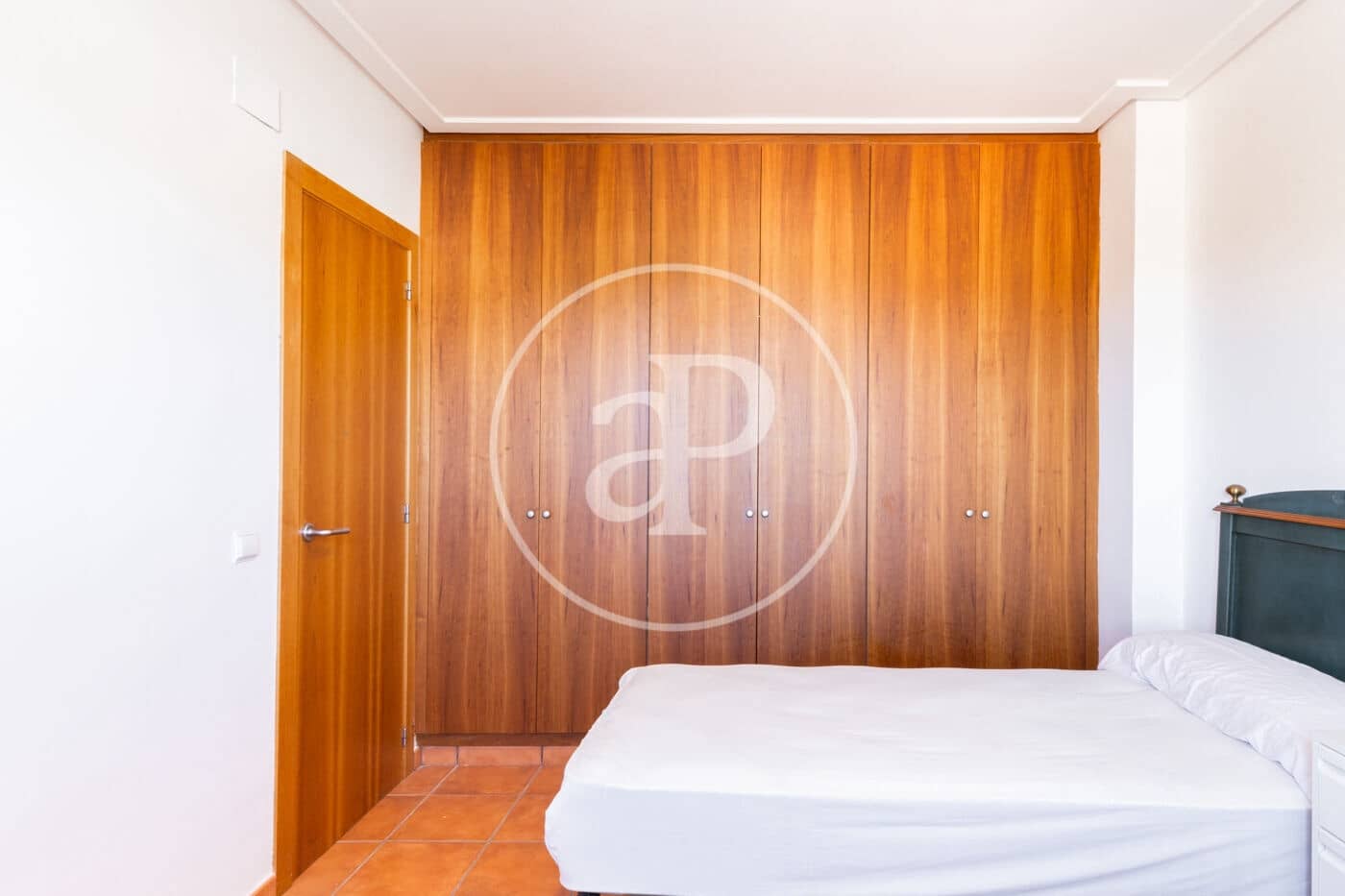 Villa/Maison de 5 chambres à louer à Naquera - 1 200 € (Ref: 9465659)