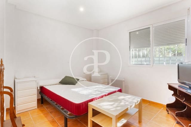 Chalet de 5 habitaciones en Náquera en alquiler - 1.200 € (Ref: 9465659)