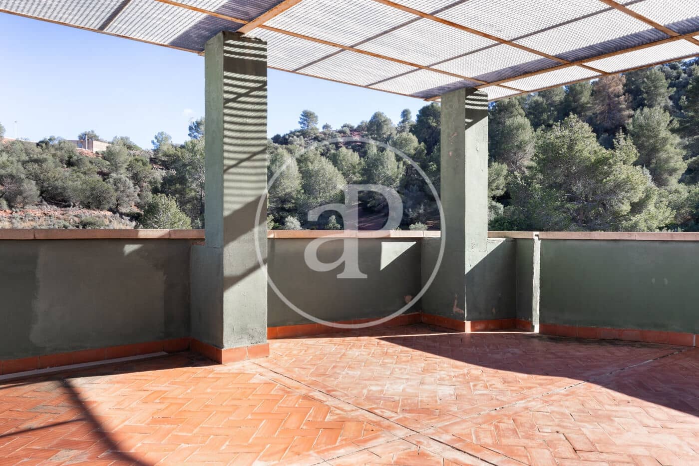 Villa/Maison de 5 chambres à louer à Naquera - 1 200 € (Ref: 9465659)