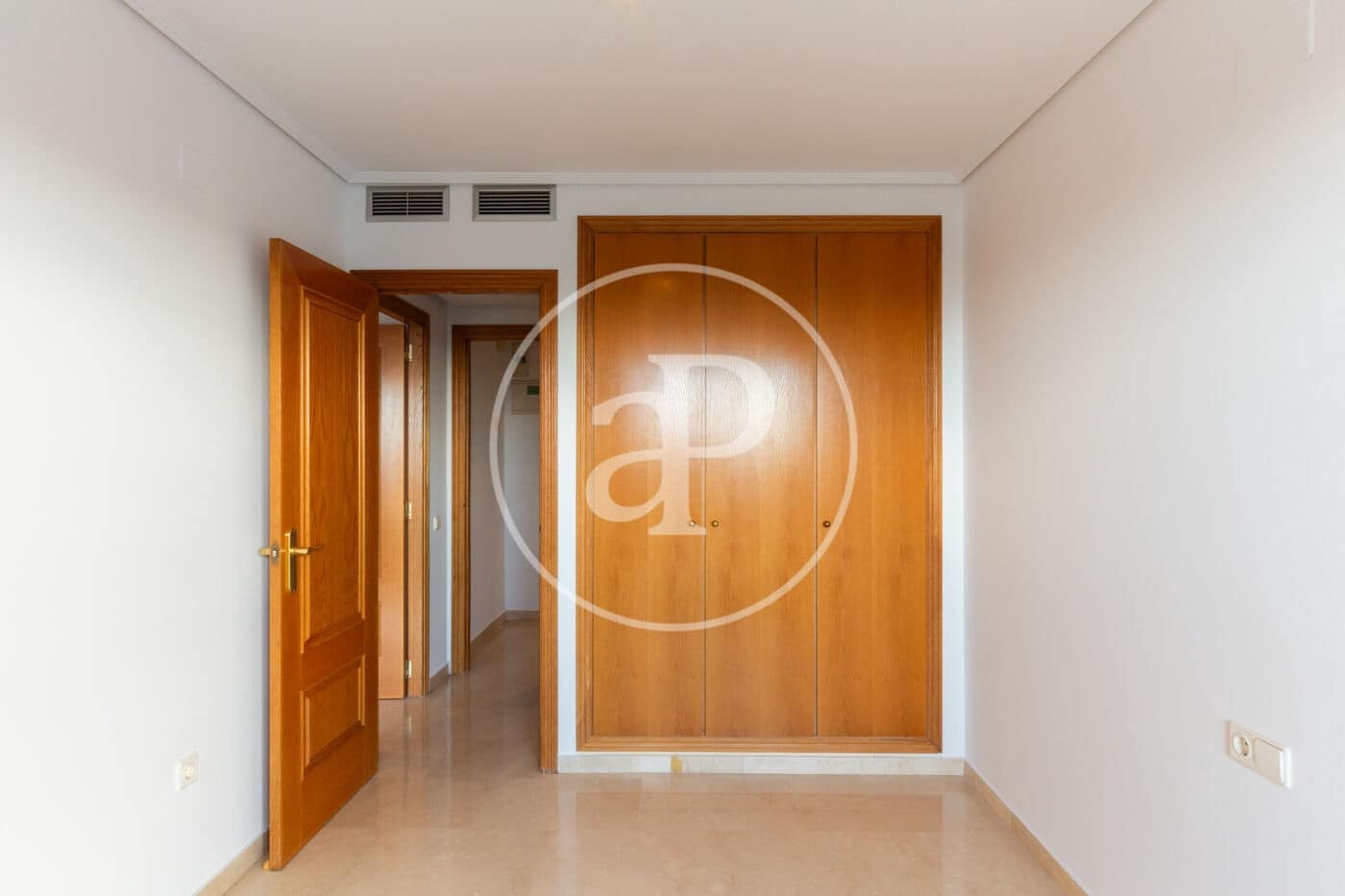 3 quarto Apartamento para arrendar em Valencia cidade - 1 850 € (Ref: 9465660)