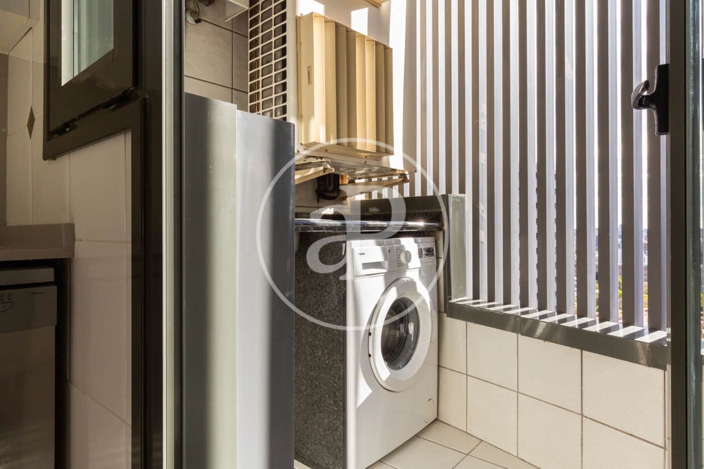 3 quarto Apartamento para arrendar em Valencia cidade - 1 850 € (Ref: 9465660)