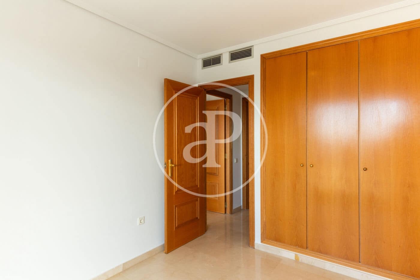3 quarto Apartamento para arrendar em Valencia cidade - 1 850 € (Ref: 9465660)