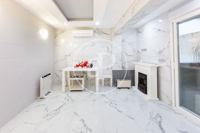 2 soveværelse Lejlighed til salg i Mont-Olivet, Valencia by - € 580.000 (Ref: 9468529)