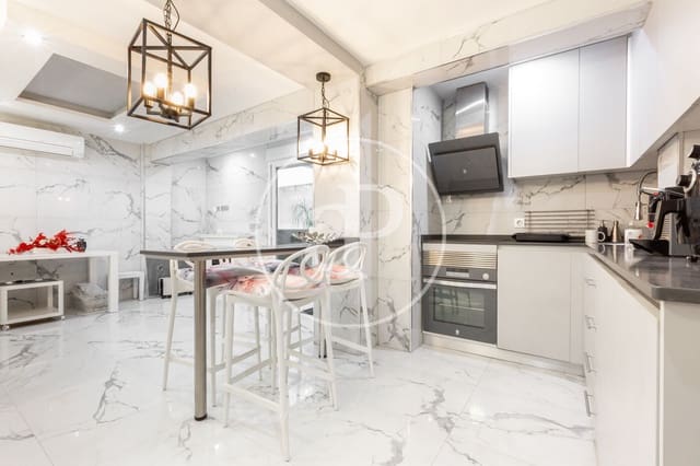 2 soveværelse Lejlighed til salg i Mont-Olivet, Valencia by - € 580.000 (Ref: 9468529)