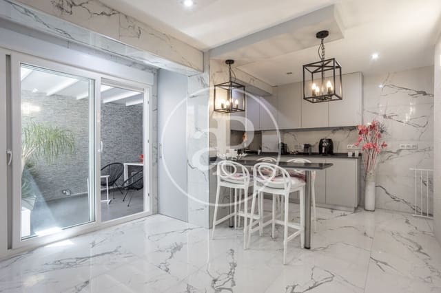 2 soverom Leilighet til salgs i Mont-Olivet, Valencia by - € 485 000 (Ref: 9468529)