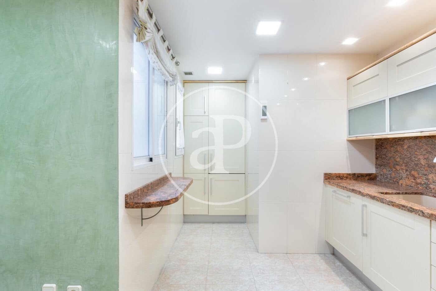 3 makuuhuone Huoneisto myytävänä paikassa Valencia kaupunki - 395 000 € (Ref: 9468530)