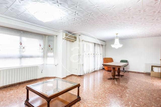 3 makuuhuone Huoneisto myytävänä paikassa Patraix, Valencia kaupunki - 395 000 € (Ref: 9468530)