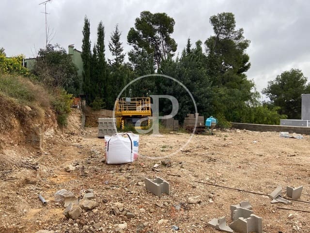 Landgrundstück zu verkaufen in Chiva - 110.000 € (Ref: 9468531)