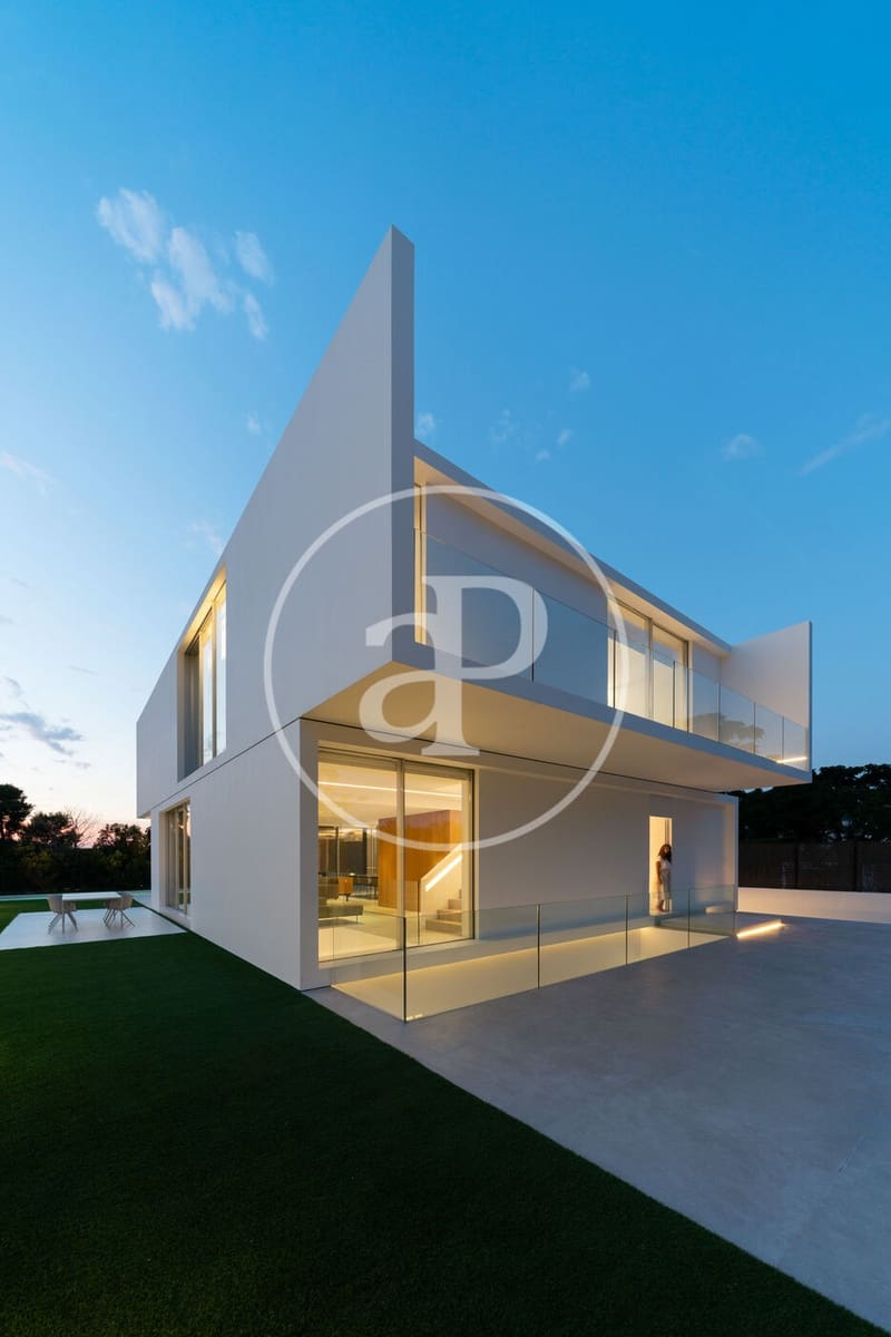 6 bedroom Villa for sale in Betera with pool - € 2,960,000 (Ref: 9468532)