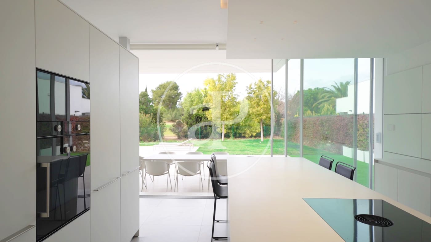 6 bedroom Villa for sale in Betera with pool - € 2,960,000 (Ref: 9468532)